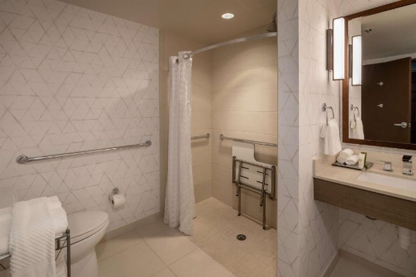 Hilton Asheville Biltmore Park image 23